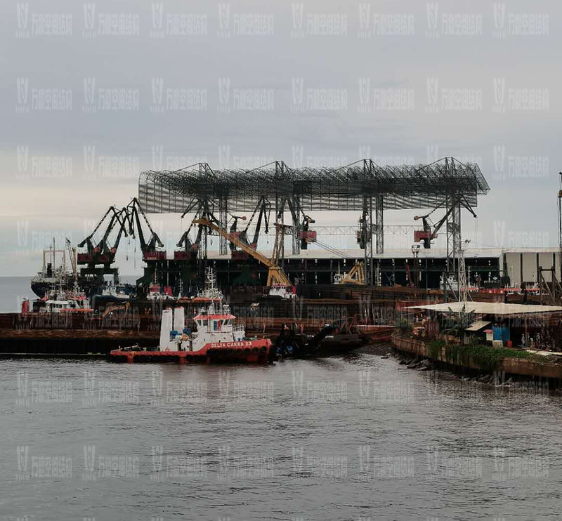 印尼全天候碼頭倉庫屋面膜結構工程進入膜結構安裝階段