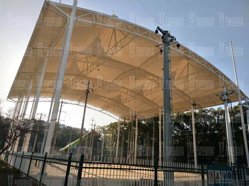 張拉膜結構廠家哪家好？該如何選擇張拉膜結構廠家？