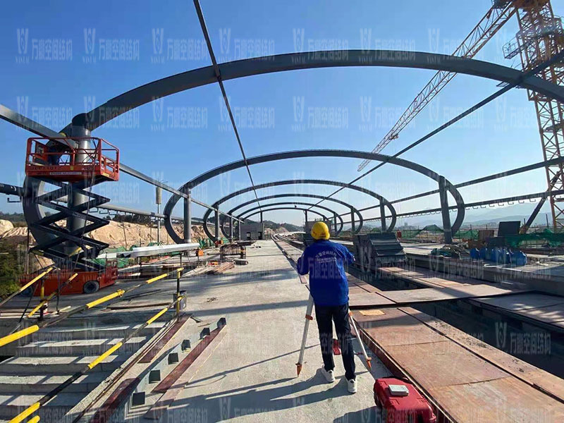 清遠磁懸浮項目蓮湖車站鋼-膜結構工程鋼結構接近尾聲