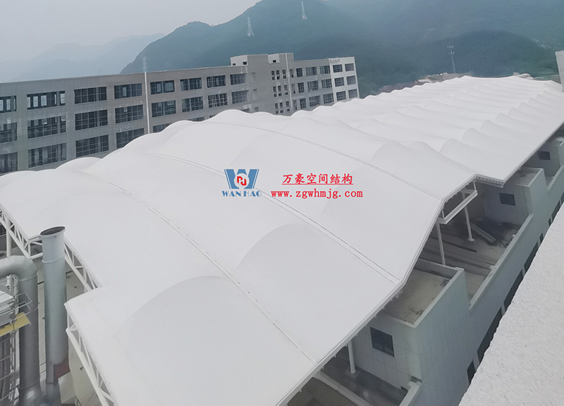 浙江真愛毯業科技有限公司廠房三屋面膜結構工程完工大吉！