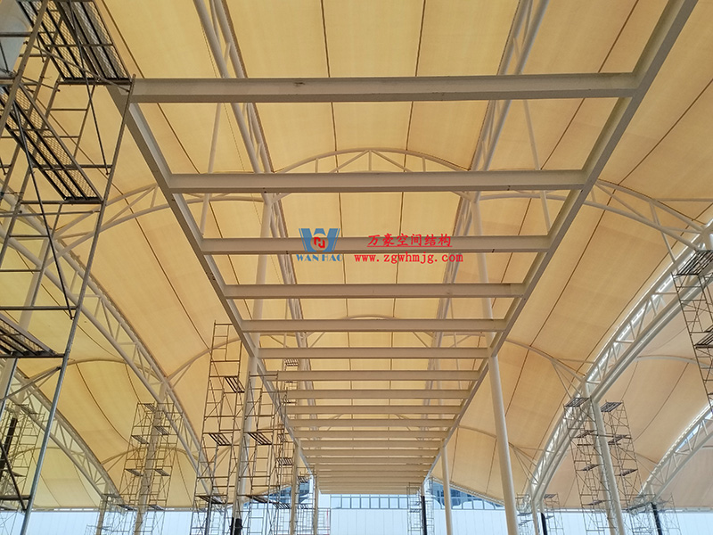 浙江真愛毯業科技有限公司廠房三屋面膜結構工程完工大吉！