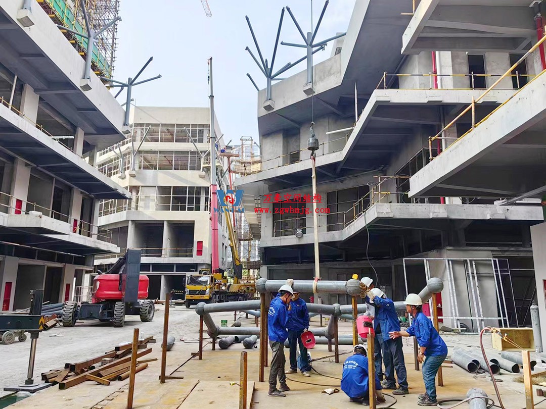 已完工,這個ETFE氣枕商業天幕閃亮登場! 已完工,這個ETFE氣枕商業天幕閃亮登場!