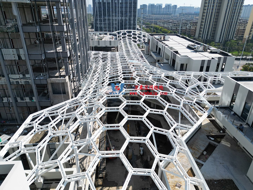 已完工,這個ETFE氣枕商業天幕閃亮登場! 已完工,這個ETFE氣枕商業天幕閃亮登場!