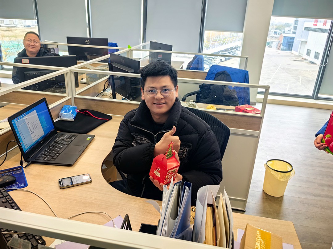 關愛員工，愛在萬豪|暖心平安夜，傳遞“蘋”安幸福