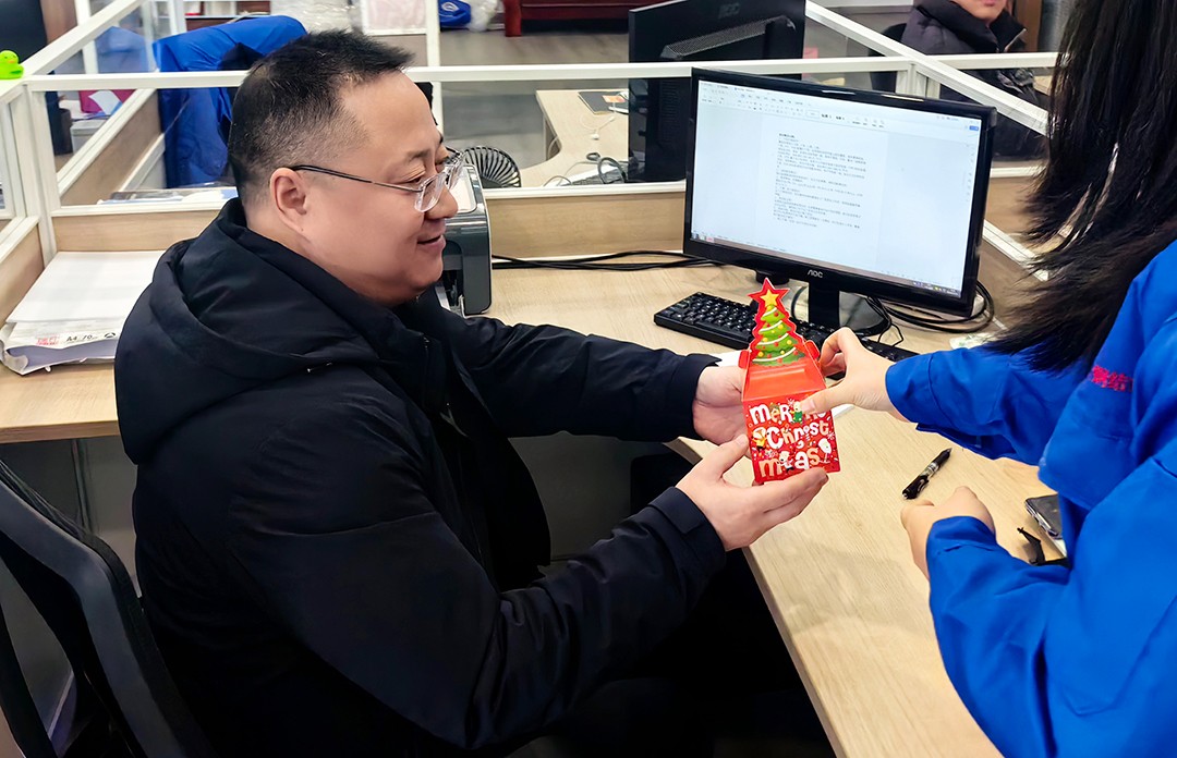 關愛員工，愛在萬豪|暖心平安夜，傳遞“蘋”安幸福